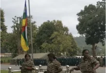 Centrafrique : le deuil national a-t-il encore un sens ? Les soldats FACA en danse lors du deuil national